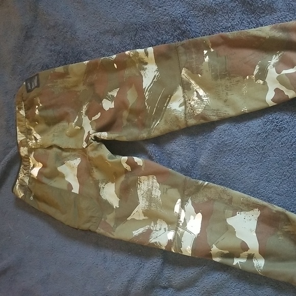 SOFT Camouflage pants. - Picture 6 of 7